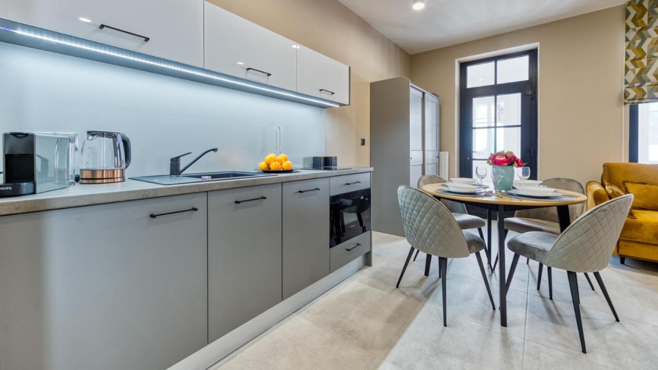 Apartamenty Vip Zdrojowa 6 ชเวียราโดว์-สโดรยจ์ ภายนอก รูปภาพ
